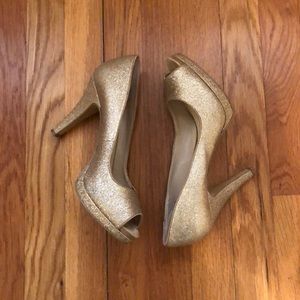 Sparkly gold high heels